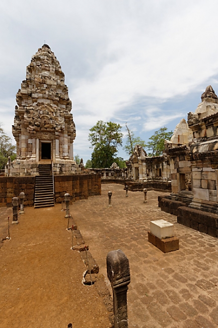 29-Prasat Sdok Kok Thom (2013)-047